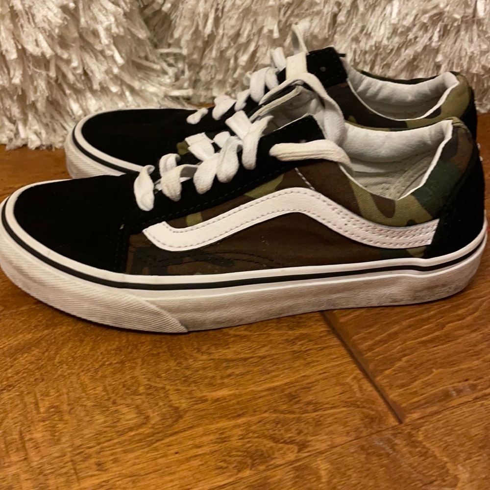 Vans camo old skool